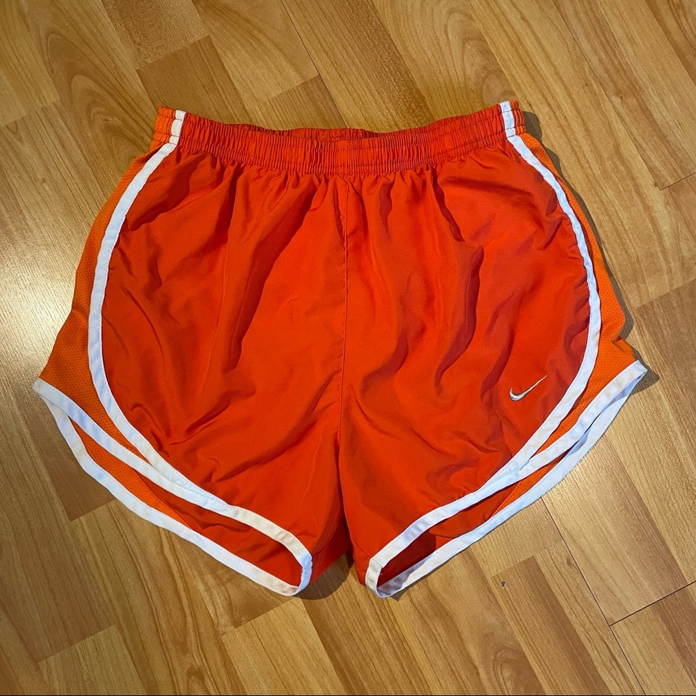 SOLD ✅Nike running shorts with lining - orange. Small